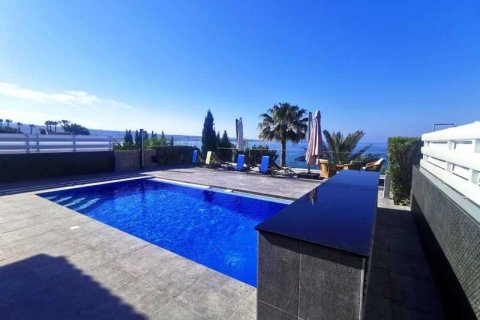 5 bedrooms Villa in Pegeia, Cyprus No. 84395 4