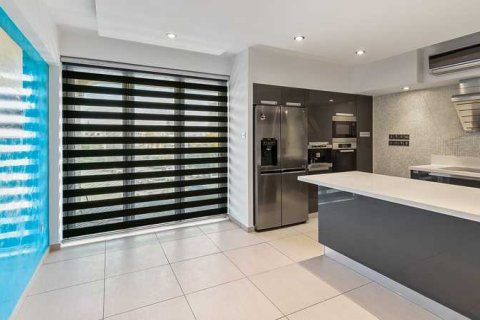 4 chambres Appartement à Agios Tychonas, Cyprus No. 84533 3