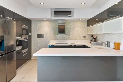 4 chambres Appartement à Agios Tychonas, Cyprus No. 84533 1