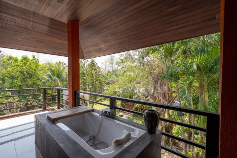 4 bedrooms House in Chiang Mai, Thailand No. 97786 8