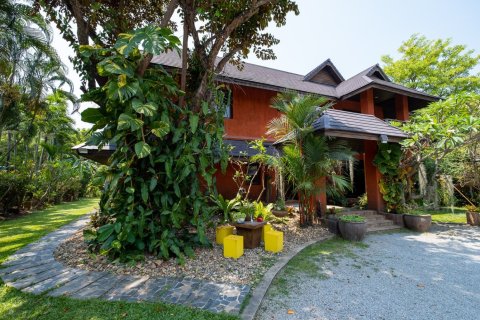4 bedrooms House in Chiang Mai, Thailand No. 97786 22