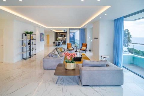 4 bedrooms Apartment in Agios Tychonas, Cyprus No. 65881 4