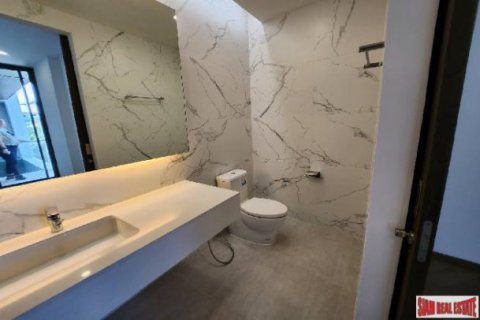 2 bedrooms Apartment in Bangkok, Thailand No. 98136 7