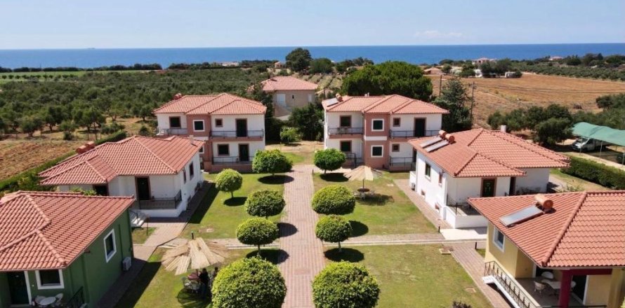 1000m² Hotel in Filiatra, Greece No. 54607