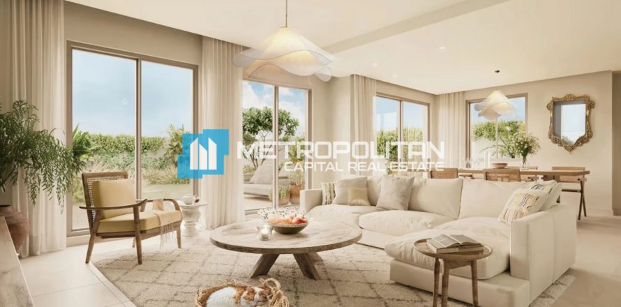 3 bedrooms Townhouse in Khalifa City, UAE No. 120873