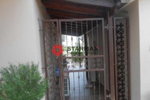 4 bedrooms House in Aradippou, Cyprus No. 82429 15