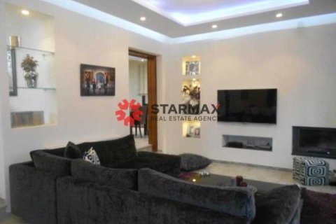 4 bedrooms House in Aradippou, Cyprus No. 82429 6