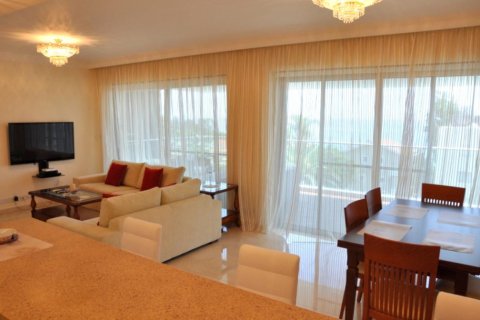 3 bedrooms Apartment in Limassol, Cyprus No. 105983 4