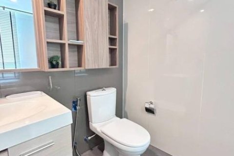 4 bedrooms Apartment in Bangkok, Thailand No. 96259 22