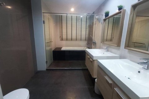 4 bedrooms Apartment in Bangkok, Thailand No. 96259 14