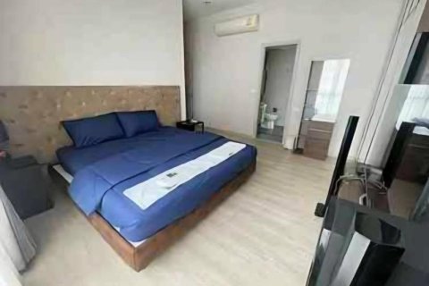 4 bedrooms Apartment in Bangkok, Thailand No. 96259 8