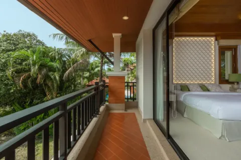 5 bedrooms Villa in Phuket, Thailand No. 84766 4