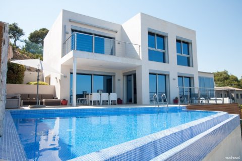 4 bedrooms House in Blanes, Spain No. 26297