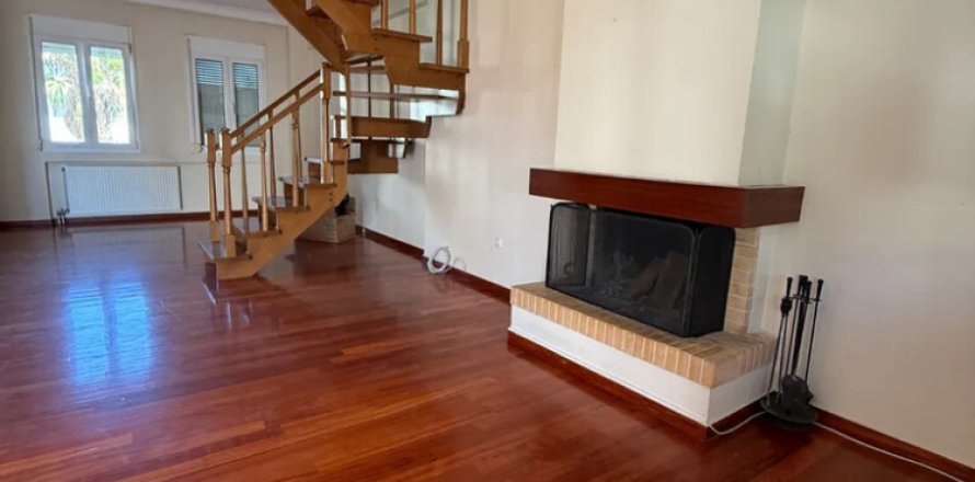 3 bedrooms Maisonette in Voula, Greece No. 116821