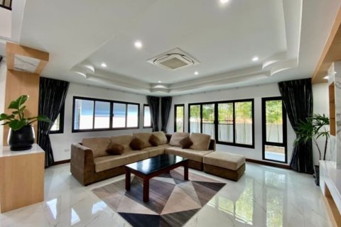 5 bedrooms House in Chiang Mai, Thailand No. 2553 16