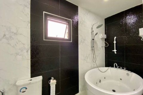 5 bedrooms House in Chiang Mai, Thailand No. 2553 27