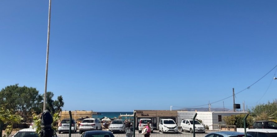 670m² Land in Nea Alikarnassos, Greece No. 109500