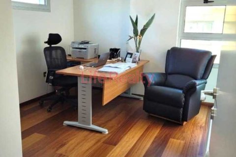 3 bedrooms Penthouse in Limassol, Cyprus No. 102291 10