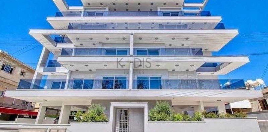 3 dormitorios Penthouse en Mesa Geitonia, Cyprus No. 83604