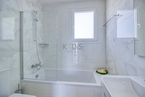 3 dormitorios Penthouse en Mesa Geitonia, Cyprus No. 83604 10