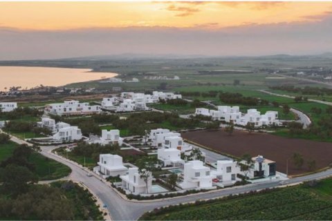 3 bedrooms Villa in Pervolia, Cyprus No. 36810 6