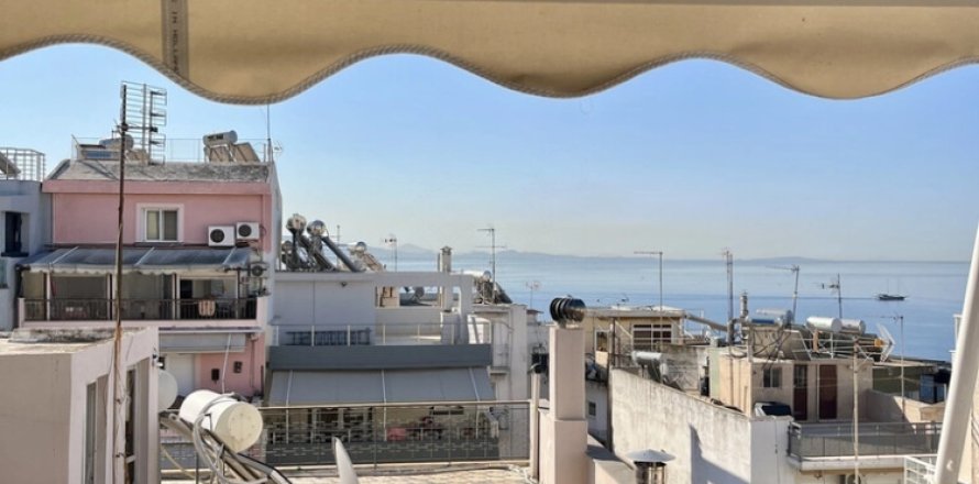 3 bedrooms Apartment in Piraeus, Greece No. 108784