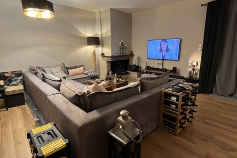 3 bedrooms Apartment in Piraeus, Greece No. 108784 9