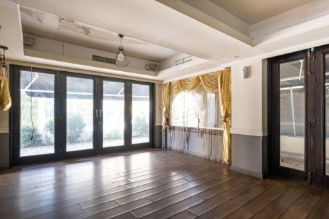 242m² Commercial property à Nicosia, Cyprus No. 105061 5