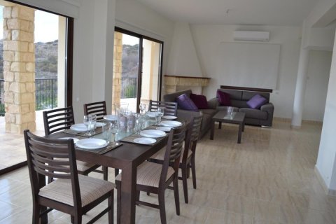 3 dormitorios Villa en Paphos, Cyprus No. 105597 10