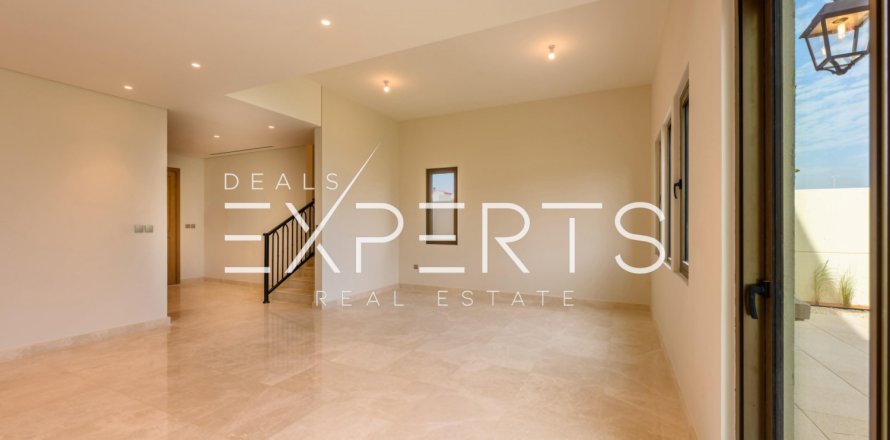 3 bedrooms Villa in Al Mearag City, Vietnam No. 83060