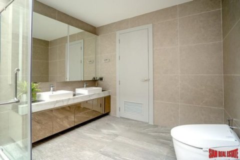 6 bedrooms Villa in Pattaya, Thailand No. 96611 10