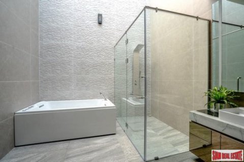 6 bedrooms Villa in Pattaya, Thailand No. 96611 9