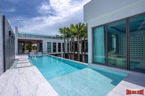 6 bedrooms Villa in Pattaya, Thailand No. 96611 6