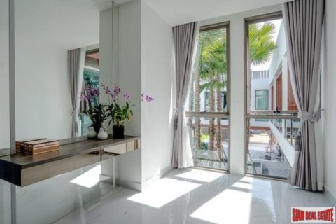 6 bedrooms Villa in Pattaya, Thailand No. 96611 11