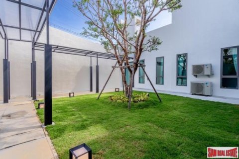 6 bedrooms Villa in Pattaya, Thailand No. 96611 27