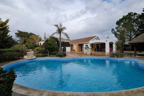 4 bedrooms House in Pyrgos, Cyprus No. 30906 13