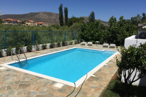 3 chambres House à Marathon, Greece No. 108003