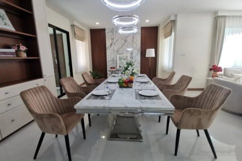 5 dormitorios House en Chiang Mai, Thailand No. 97583 5