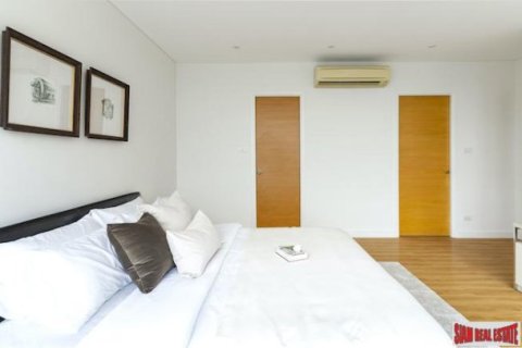 2 bedrooms Apartment in Bangkok, Thailand No. 96147 10