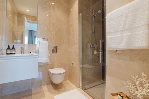 4 bedrooms Villa in Oroklini, Cyprus No. 76666 8