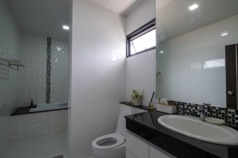 4 bedrooms House in Chiang Mai, Thailand No. 97778 20