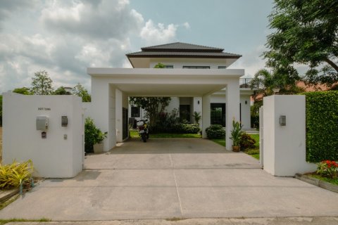 4 bedrooms House in Chiang Mai, Thailand No. 97778 4