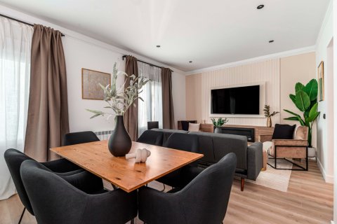 Квартира с 3 спальнями в Thanh Son, Вьетнам №89992 7