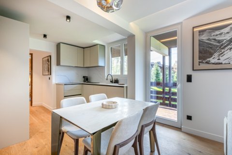 2 chambres Appartement à Megève, France No. 99871 5