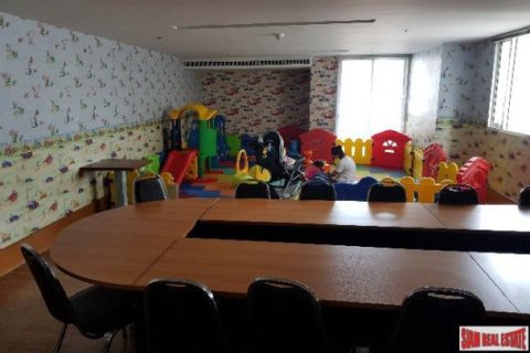 2 bedrooms Apartment in Bangkok, Thailand No. 96823 22