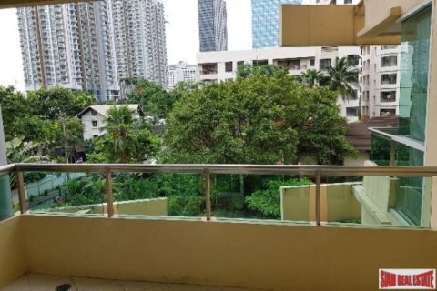 2 bedrooms Apartment in Bangkok, Thailand No. 96823 13