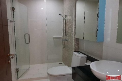 2 bedrooms Apartment in Bangkok, Thailand No. 96823 11