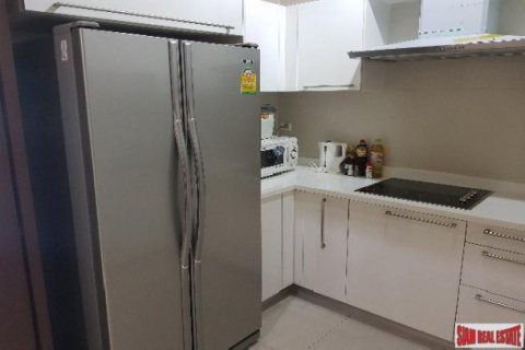 2 bedrooms Apartment in Bangkok, Thailand No. 96823 5