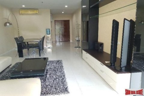 2 bedrooms Apartment in Bangkok, Thailand No. 96823 10