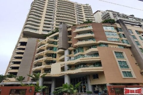 2 bedrooms Apartment in Bangkok, Thailand No. 96823 1